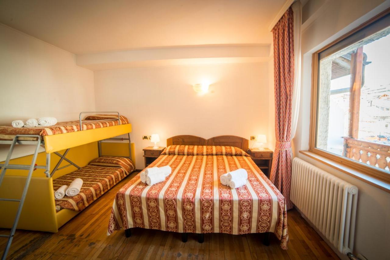 Hg Hotel Italia Brusson Exteriér fotografie